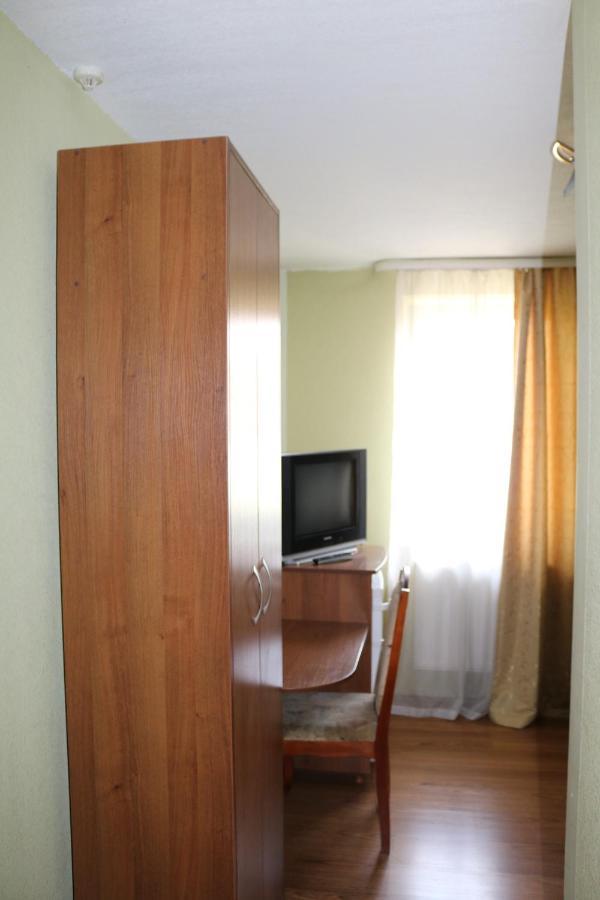 Готель ***Феєрія Tyachiv Exteriér fotografie